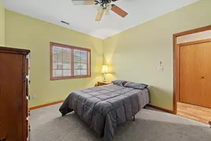 N161W19088 Oakland Dr, Jackson, WI 53037 - Photo 25