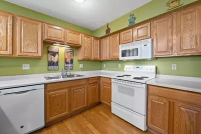 N161W19088  Oakland Dr, Jackson, WI 53037 - Photo 21