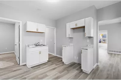 1229 S 72nd St St #1231, West Allis, WI 53214 - Photo 7