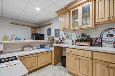831  Lorrin Pl #15, West Bend, WI 53095 - Photo 35