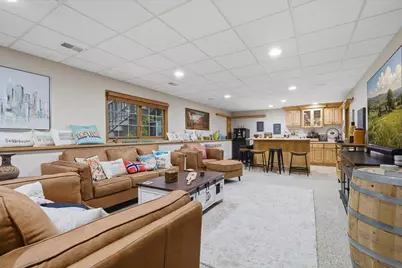 831  Lorrin Pl #15, West Bend, WI 53095 - Photo 31