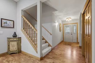 831  Lorrin Pl #15, West Bend, WI 53095 - Photo 5