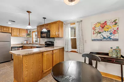 750 N 115th St, Wauwatosa, WI 53226 - Photo 11