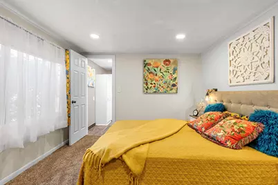 750 N 115th St, Wauwatosa, WI 53226 - Photo 17