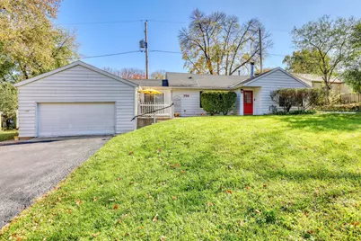 750 N 115th St, Wauwatosa, WI 53226 - Photo 29