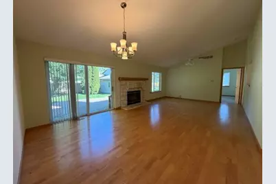 501  Garrison Dr, Lake Geneva, WI 53147 - Photo 5