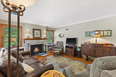 5700 W Rita Dr, West Allis, WI 53219 - Photo 5