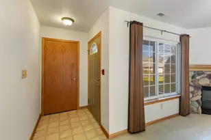 2153 Broken Hill Rd, Waukesha, WI 53188 - Photo 5