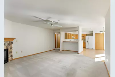 2153  Broken Hill Rd #7, Waukesha, WI 53188 - Photo 7