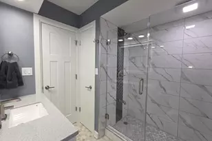 4241 S Griffin Ave, Milwaukee, WI 53207 - Photo 13