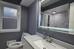 4241 S Griffin Ave, Milwaukee, WI 53207 - Photo 11