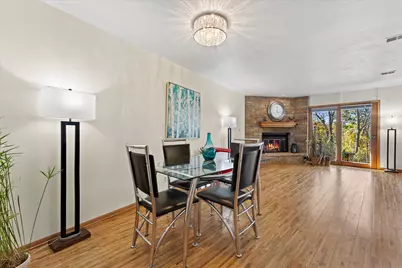 N89W16323  Main St #B5, Menomonee Falls, WI 53051 - Photo 3