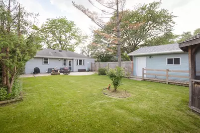N89W15242  Cleveland Ave, Menomonee Falls, WI 53051 - Photo 27
