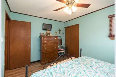 N89W15242  Cleveland Ave, Menomonee Falls, WI 53051 - Photo 13