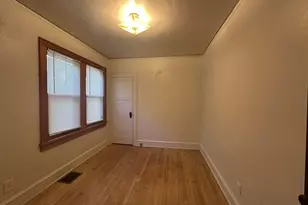 3751 S Kansas Ave, Milwaukee, WI 53207 - Photo 13