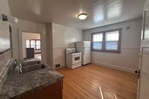 3751 S Kansas Ave, Milwaukee, WI 53207 - Photo 9