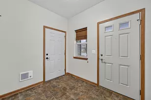 1767 New Port Vista Dr, Port Washington, WI 53024 - Photo 15