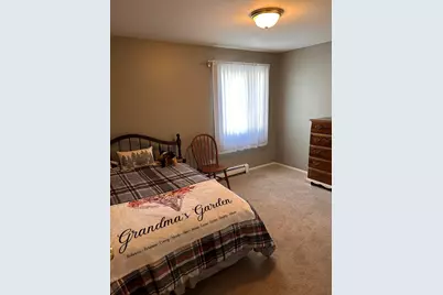 516  Laurel Lake Rd #1, Thiensville, WI 53092 - Photo 7