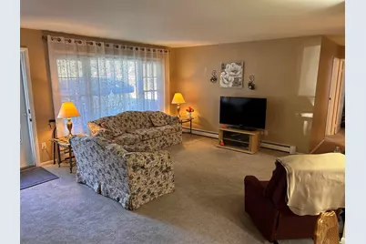 516  Laurel Lake Rd #1, Thiensville, WI 53092 - Photo 3