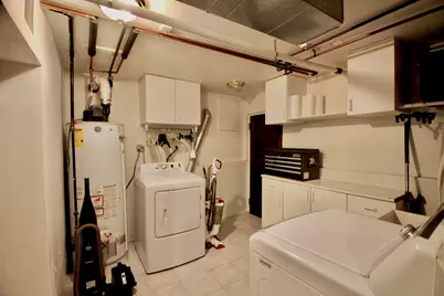 900 S 20th St, Milwaukee, WI 53204 - Photo 25