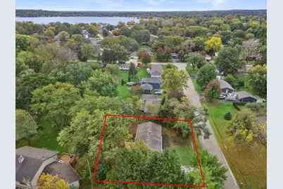 1066 N Meadow Dr, Silver Lake, WI 53170 - Photo 3