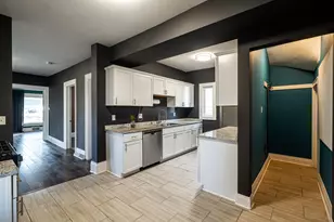 832 E Russell Ave, Milwaukee, WI 53207 - Photo 21