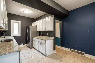 832 E Russell Ave, Milwaukee, WI 53207 - Photo 17
