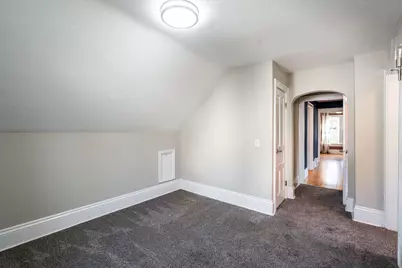 832 E Russell Ave, Milwaukee, WI 53207 - Photo 23