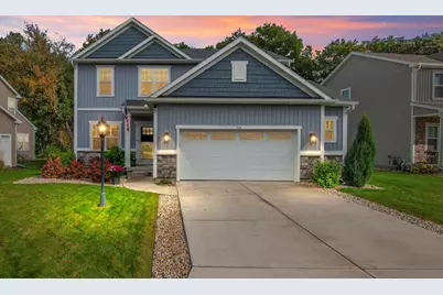 516  Wild Oak Rd, Hartland, WI 53029 - Photo 1