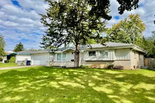6864 N 85th St, Milwaukee, WI 53224 - Photo 3