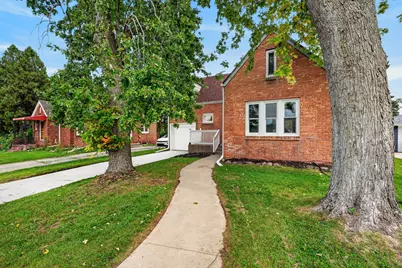 1409  Meadowbrook Blvd, Racine, WI 53405 - Photo 45