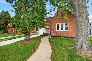 1409 Meadowbrook Blvd, Racine, WI 53405 - Photo 45