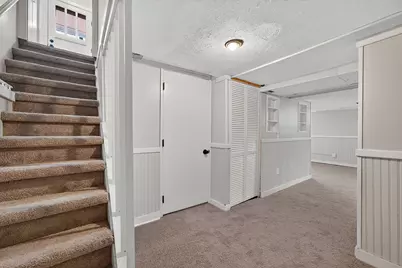 1409  Meadowbrook Blvd, Racine, WI 53405 - Photo 31