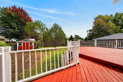 1409  Meadowbrook Blvd, Racine, WI 53405 - Photo 39