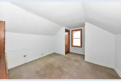 3671 S Pine Ave, Milwaukee, WI 53207 - Photo 27