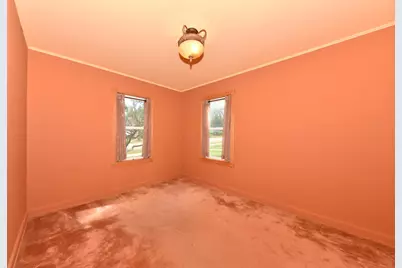 3671 S Pine Ave, Milwaukee, WI 53207 - Photo 15