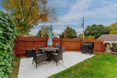 2569 S 94th St, West Allis, WI 53227 - Photo 23