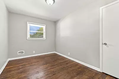 5134 N 81st St, Milwaukee, WI 53218 - Photo 11