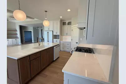 301  Fairway Meadows Ln, Sheboygan Falls, WI 53085 - Photo 5