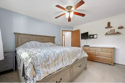 1605  Dixie Dr, Waukesha, WI 53189 - Photo 21