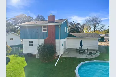 1605  Dixie Dr, Waukesha, WI 53189 - Photo 37