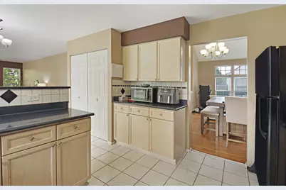 10511  69th St, Kenosha, WI 53142 - Photo 13