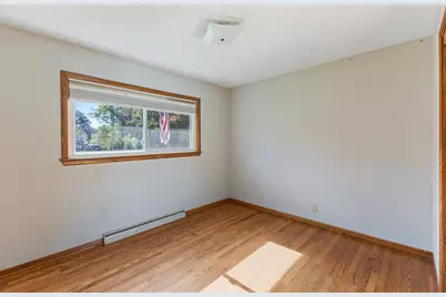 4436 W Dunwood Rd, Brown Deer, WI 53223 - Photo 9