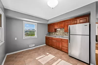 8709 W Elmore Ave, Milwaukee, WI 53222 - Photo 9
