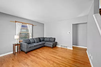 8709 W Elmore Ave, Milwaukee, WI 53222 - Photo 11