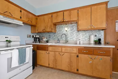 6145 S Cory Ave, Cudahy, WI 53110 - Photo 11