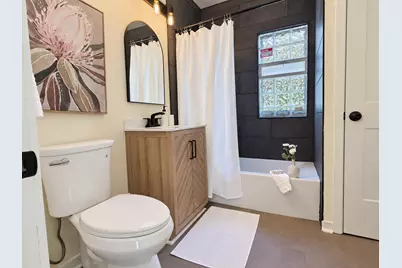 929 S 56th St, West Allis, WI 53214 - Photo 19