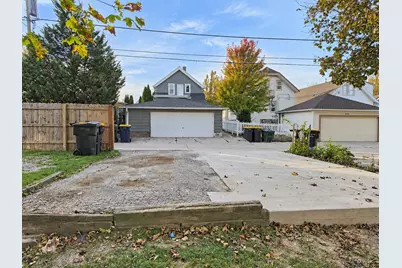 929 S 56th St, West Allis, WI 53214 - Photo 39
