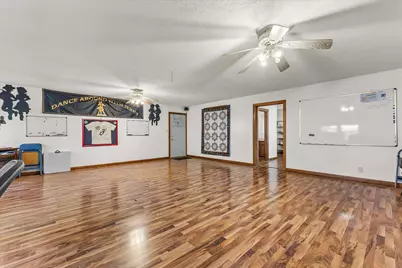 4220 E Alton Rd, Oak Creek, WI 53154 - Photo 13