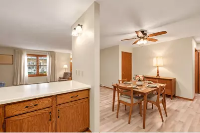 717  Canterberry Ct #B, West Bend, WI 53090 - Photo 7